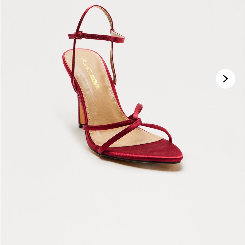 Fashion Nova Keys Satin Ankle Strap Heels - Burgundy size 7 NW